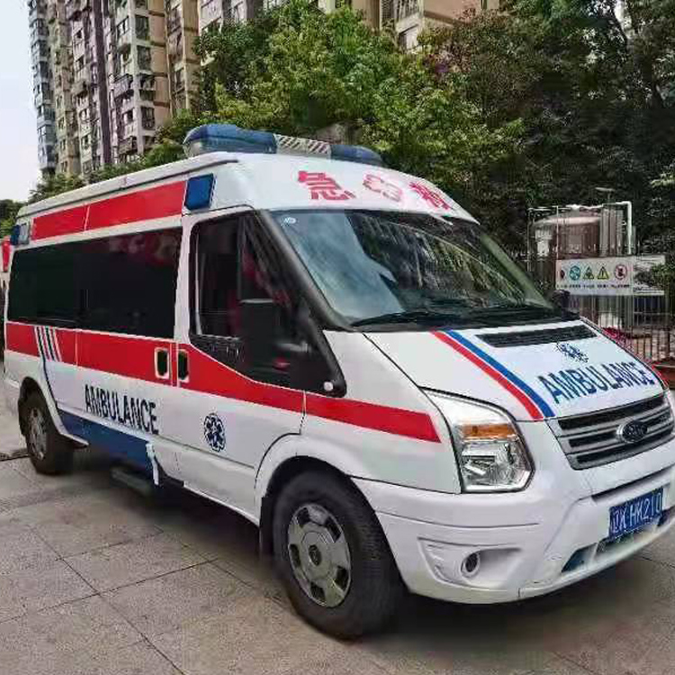 什邡长途救护车护送病人返乡